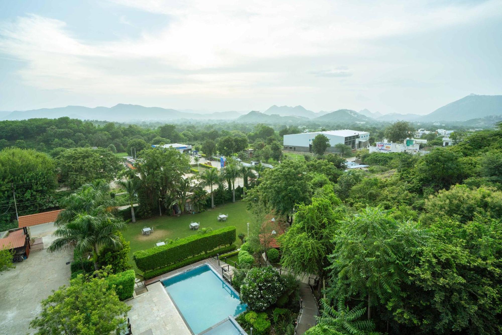 Treebo The Aravali Getaway Hotel Udaipur Exterior photo