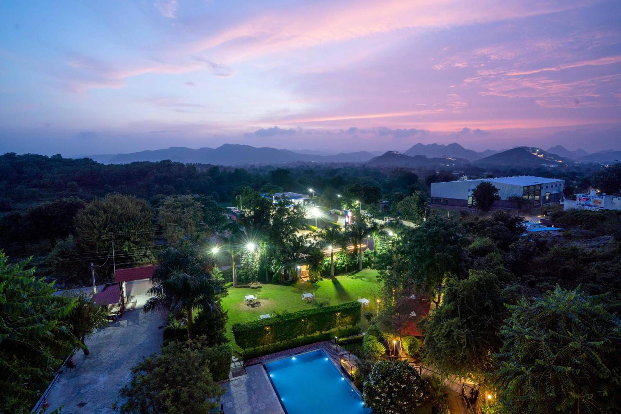 Treebo The Aravali Getaway Hotel Udaipur Exterior photo